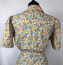 Load image into Gallery viewer, CC41 Floral Cotton House Dress - Bust 40”