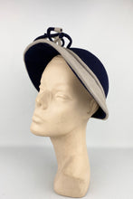 Load image into Gallery viewer, Original 1940s Blue and Grey Two Tone Felt Hat with Felt Trim - AS IS
