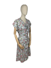 Load image into Gallery viewer, Original Volup 1950's Kenrose Grey Cotton Dress with Pink and White Floral - Bust 40 42 *
