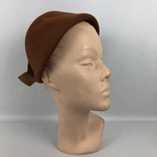 Load image into Gallery viewer, 1950s Chestnut Felt Hat with Neat Back Bow - Great Autumnal Colour