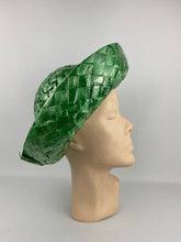 Load image into Gallery viewer, Original 1960s Vibrant Green Lacquered Raffia Hat with Grosgrain Trim