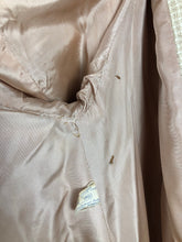 Load image into Gallery viewer, 1940s Volup Wool Swagger Coat in Cream Check with Single Button - Bust 40 42 44