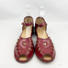 Load image into Gallery viewer, Original 1950’s Red Faux Leather Summer Sandals - UK 5