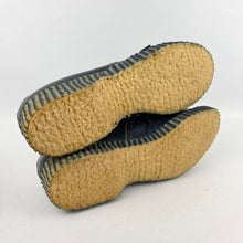 Load image into Gallery viewer, 1940's 1950's Blue Leather Lace Up Shoes with Crepe Soles - Tarnished Lace Loops - UK 5