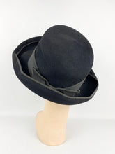 Load image into Gallery viewer, Original 1930s 1940s Inky Black Felt Hat with Wide Brim and Grosgrain Trim