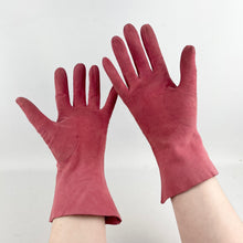 Load image into Gallery viewer, Vintage Milore Dusky Pink Suede Matching Bag and Gloves Set - Great Colour