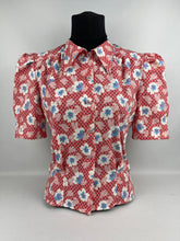 Load image into Gallery viewer, Reproduction Pretty Floral Print Blouse - Patriotic Red, White and Blue with Clear Glass - Bust 34