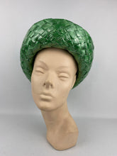 Load image into Gallery viewer, Original 1960s Vibrant Green Lacquered Raffia Hat with Grosgrain Trim