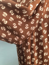 Load image into Gallery viewer, 1940s CC41 Brown and Cream Novelty Print Dress with Bows - B44 46