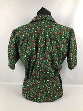 Load image into Gallery viewer, 1940s Reproduction Christmas Blouse in Riley Blake Cotton - Bust 38" 40"