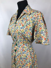 Load image into Gallery viewer, CC41 Floral Cotton House Dress - Bust 40”