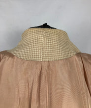 Load image into Gallery viewer, 1940s Volup Wool Swagger Coat in Cream Check with Single Button - Bust 40 42 44