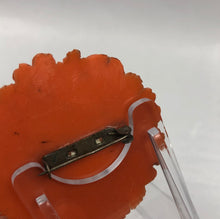 Load image into Gallery viewer, 1940s Early Plastic Coral Coloured Floral Brooch