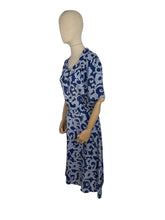 Load image into Gallery viewer, Wounded But Wearable Original 1940's Volup Two Tone Blue Summer Dress in Soft Linen - Much Loved - Bust 42 44