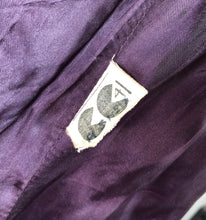 Load image into Gallery viewer, Original 1940s CC41 Navy Wool Coat with Great Pocket Detail - Bust 36 38
