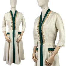 Load image into Gallery viewer, Original 1950s Natural Linen Dress with Kelly Green Trim and Soutache - Bust 36