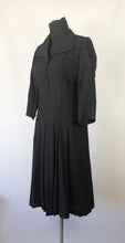 Load image into Gallery viewer, 1940s Volup Black Crepe Dress - B40