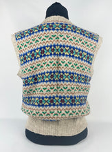 Load image into Gallery viewer, Original 1940s Fair Isle Slipover - Charming Vintage Jumper - Bust 35 36 37