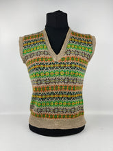 Load image into Gallery viewer, Original 1940s Fair Isle Pullover in Autumnal Shades - Bust 34"