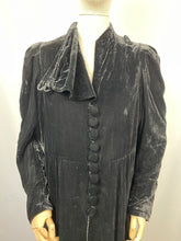Load image into Gallery viewer, Original 1930s Black Cotton Velvet Opera Coat with Incredible Collar Detail - Bust 40 41 42