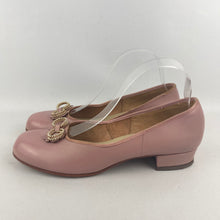 Load image into Gallery viewer, Original 1950's Baby Pink Leather Shoes with Gold Tone Trim - UK 6 6.5