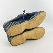 Load image into Gallery viewer, 1940's 1950's Blue Leather Lace Up Shoes with Crepe Soles - UK 5