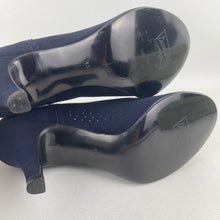 Load image into Gallery viewer, Original 1940's 1950's Deadstock Blue Suede Court Shoes with Punch Detail - UK 4.5