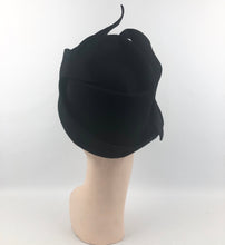 Load image into Gallery viewer, 1940s Black Felt "Chimney Pot" Hat