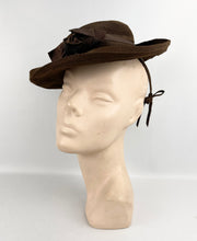 Load image into Gallery viewer, Original 1930's 1940's Chocolate Brown Felt Tilt Topper Hat - Smart Vintage Hat
