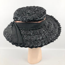 Load image into Gallery viewer, 1930s Black Lacquered Raffia Wide Brimmed Sun Hat