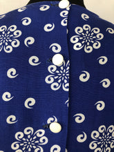 Load image into Gallery viewer, 1940s Blue and White Floppy Cotton Dress - Bust 38 39