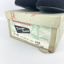 Load image into Gallery viewer, Original 1940's 1950's Black Suede Bow Fronted Court Shoes - UK 6.5