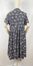 Load image into Gallery viewer, Original Volup St Michael Classic 1950s Cotton Day Dress in Grey and White Floral Print - Bust 40 42