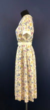 Load image into Gallery viewer, 1940s Belted White Cotton Dress with Pretty Floral Print and Contrast Collar and Cuffs - Bust 36 38