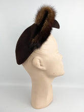 Load image into Gallery viewer, Original 1940’s Dark Brown Felt Hat with Neat Bow and Mink Fur Trim