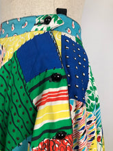 Load image into Gallery viewer, Original 1950s Reversible Circle Skirt in Patchwork Print and Black - Waist 28"