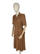 Load image into Gallery viewer, Original 1940's Warm Brown Linen Double Breasted Suit - Bust 36