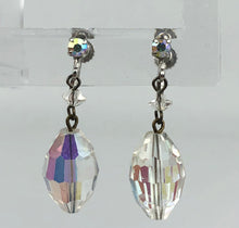 Load image into Gallery viewer, Vintage 1950s Cut Glass Screw Back Earrings