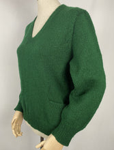 Load image into Gallery viewer, REPRODUCTION Women's Land Army Hand Knitted Jumper - Bust 40 42