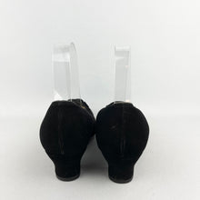 Load image into Gallery viewer, Original 1940's Wide Fitting Black Suede Court Shoes by Portland - UK 3 3.5