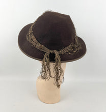 Load image into Gallery viewer, Original 1930's Warm Brown Felt Fedora with Squared Off Brim and Net Trim