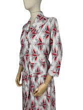 Load image into Gallery viewer, Original 1950's Black, White and Red Cotton Dress with Novelty Print of Wheat - Bust 36 38 *