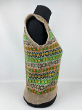 Load image into Gallery viewer, Original 1940s Fair Isle Pullover in Autumnal Shades - Bust 34"