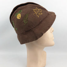 Load image into Gallery viewer, Original 1930s Brown Felt Hat with Autumnal Embroidery