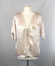 Load image into Gallery viewer, 1930s 1940s Soft Pale Pink Satin Bed Jacket with Applique - B38 40