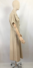 Load image into Gallery viewer, Original 1940s Natural Linen Summer Dress with Statement Buttons - Classic Piece - Bust 36 38