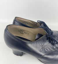 Load image into Gallery viewer, Original 1940's Wide Fitting Blue Leather Lace Up Walking Shoes by Portland - UK 5 or 5.5