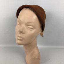 Load image into Gallery viewer, 1950s Chestnut Felt Hat with Neat Back Bow - Great Autumnal Colour