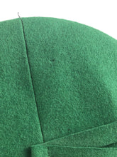 Load image into Gallery viewer, Original 1940s Kelly Green Felt Hat - Exceptionally Beautiful Piece
