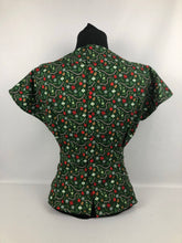 Load image into Gallery viewer, 1940s Reproduction Christmas Blouse in Riley Blake Cotton - Bust 36" 38"